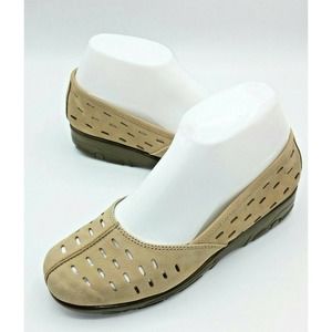 Aerosoles Flats Sz 6 Suede Stitch&Turn